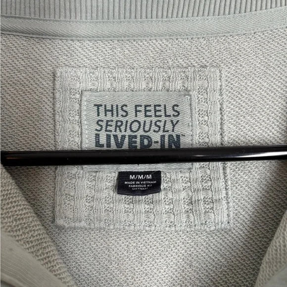 American Eagle Outfitters Green Quarter-Zip Sweatshirt - Picture 2 of 3